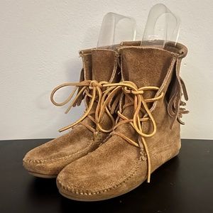 Minnetonka Moccasin